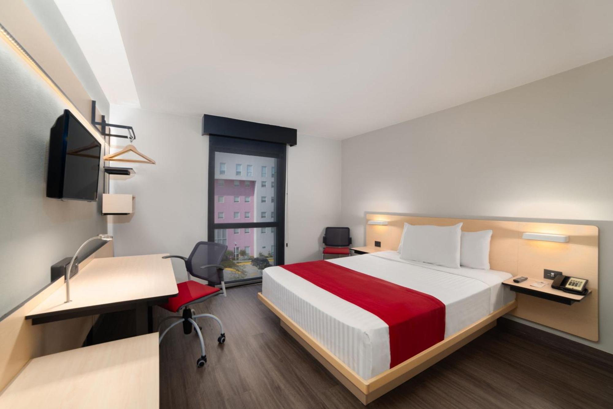 Express By Marriott Aeropuerto